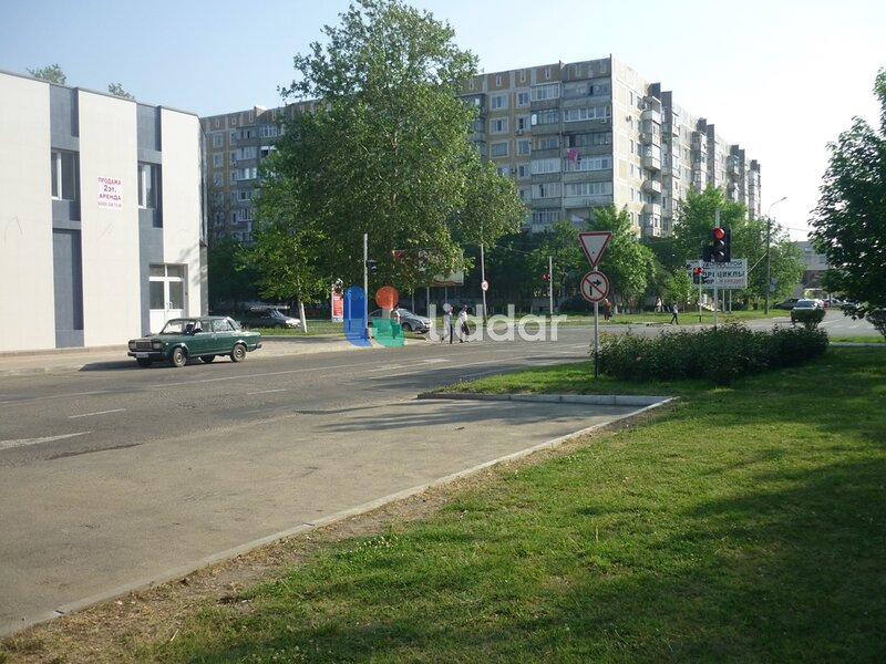 Продается 4-х комнатная квартира в элитном районе города Белореченска